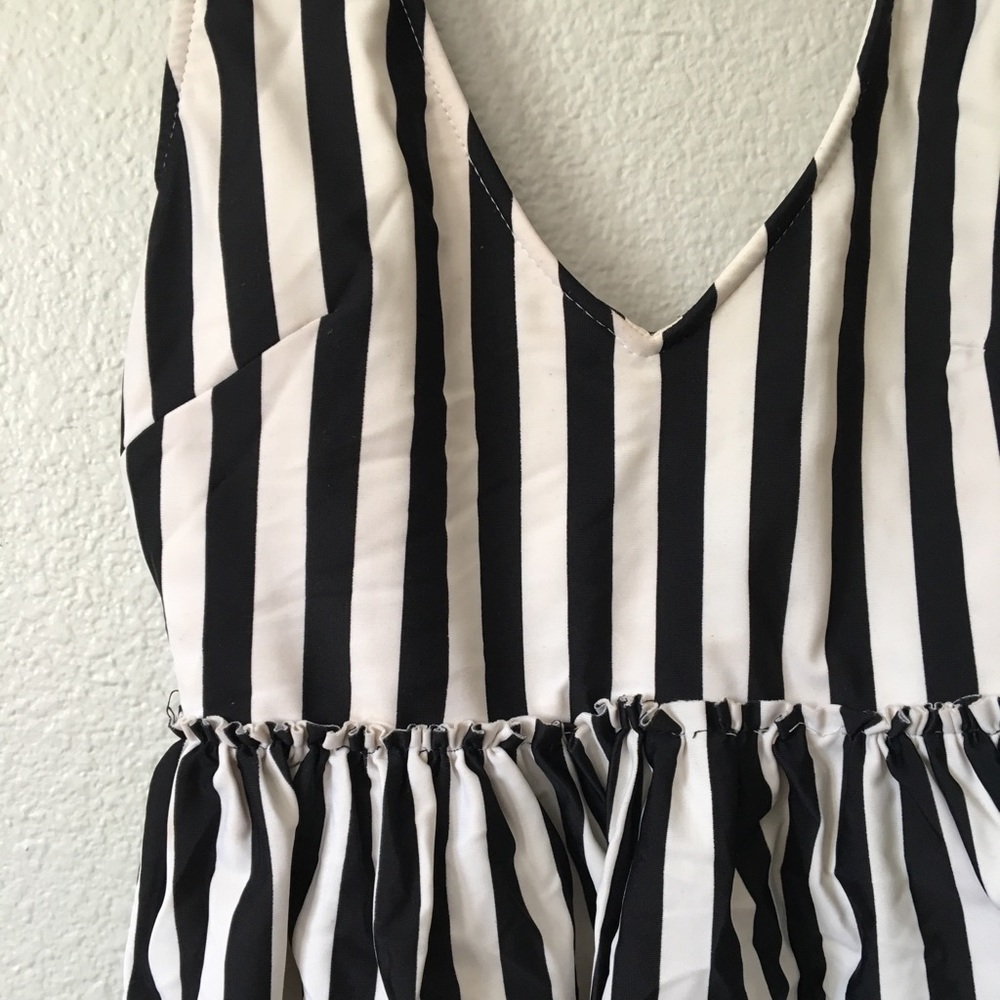 kortni jeane cropped bathing suit top